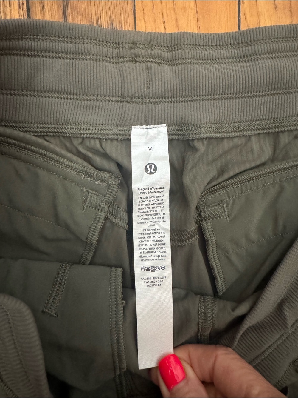 Lululemon Dance Studio Joggers- MINT 💚 NWOT - Medium - Picture 6 of 9